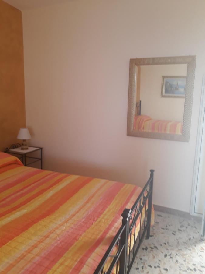 Bed and Breakfast L'Antico Faro à Castelsardo Extérieur photo