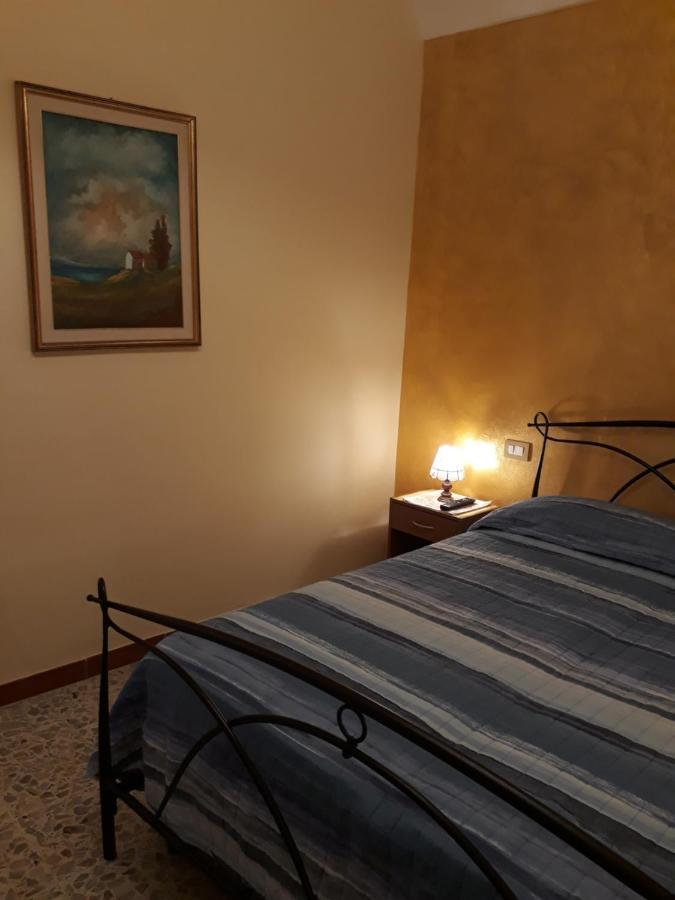 Bed and Breakfast L'Antico Faro à Castelsardo Extérieur photo